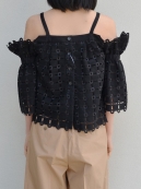 AKIRANAKA Tatiana bear shoulder PO(レースオフショルトップス)