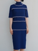 AKIRANAKA Wave rib dress(ハイネックリブドレス)