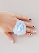 sretsis　Carnation Ring