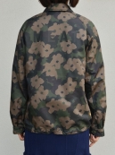 MUVEIL 刺繍入りカモフラジャケット(バックプリントあり)
