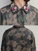 MUVEIL 刺繍入りカモフラジャケット(バックプリントあり)